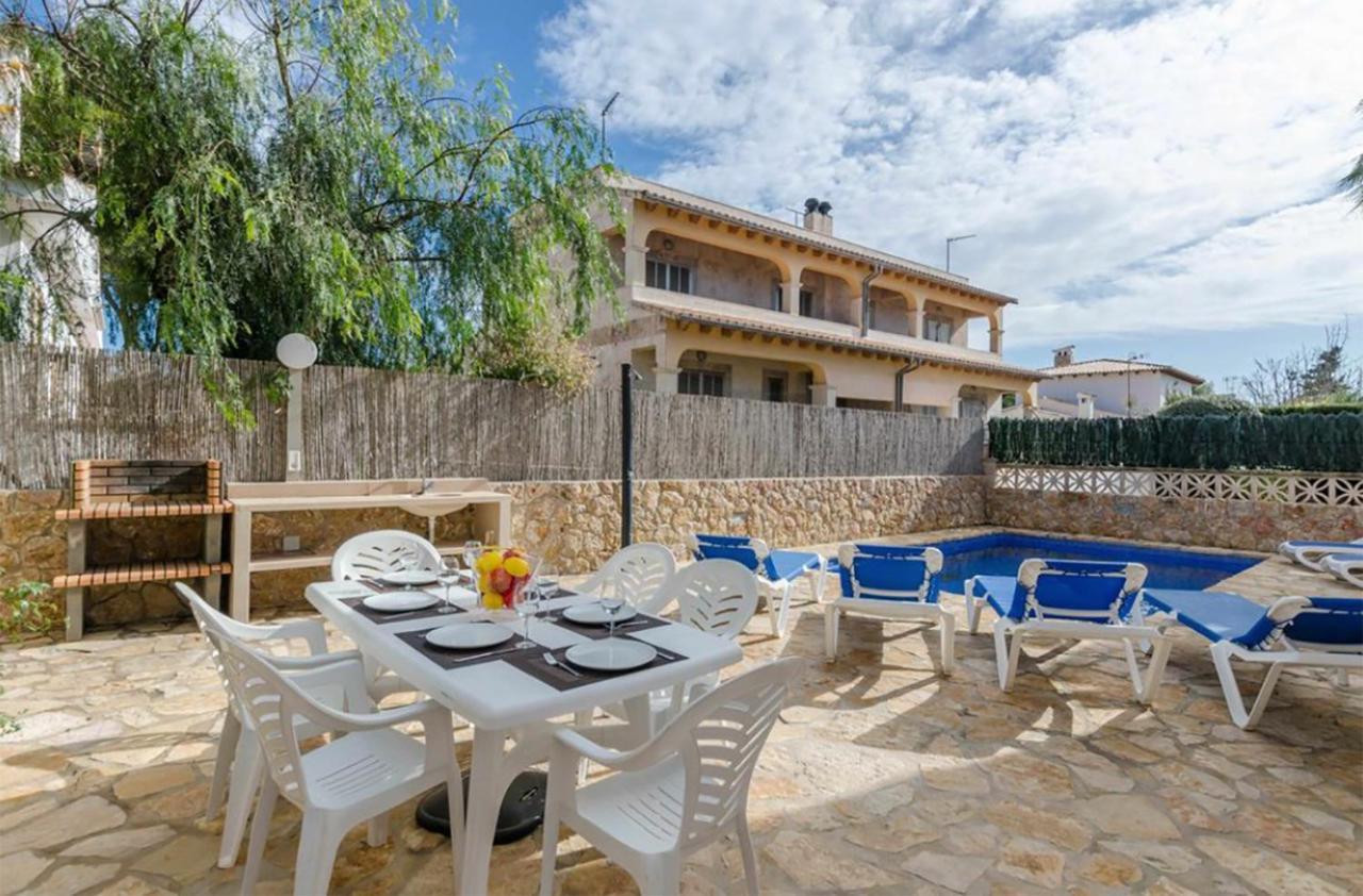 Benestar Pool And Beach In Platja De Muro Villa Bagian luar foto